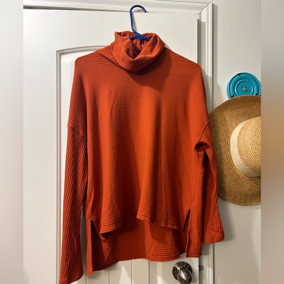 Free People FP Movement Can't Handle This Turtleneck High Atlas bell slv rust s - Picture 2 of 9